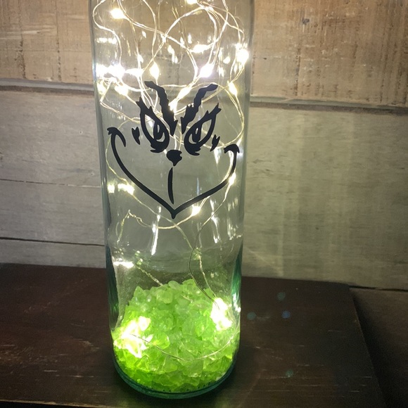 Grinch face wine bottle lantern - Picture 7 of 10